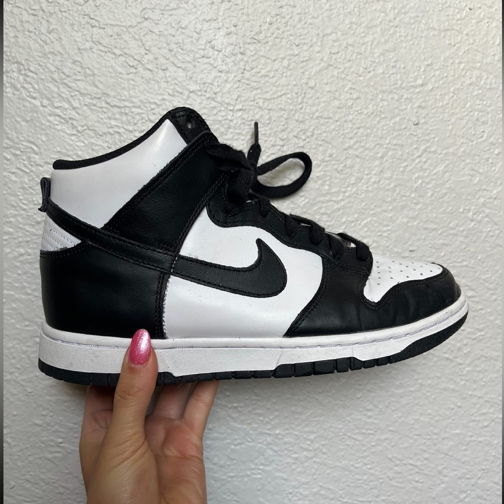 NIKE DUNKS